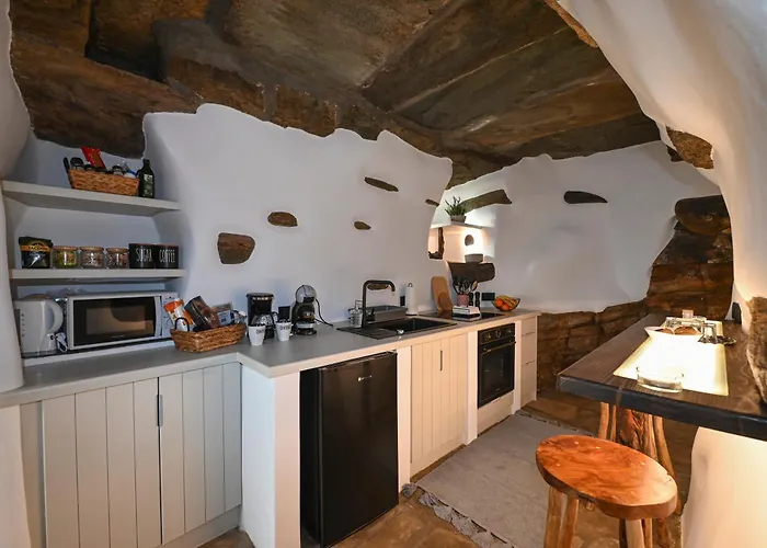 M&k Kele Zannel Seaside Serenity